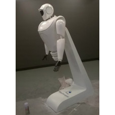 Скульптура робот MacKeeper